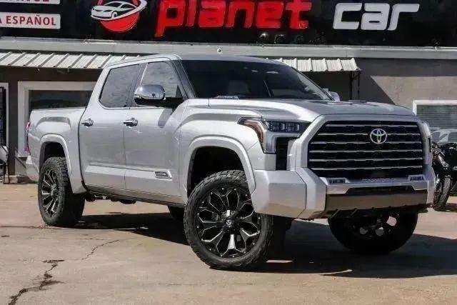 TOYOTA TUNDRA - 9