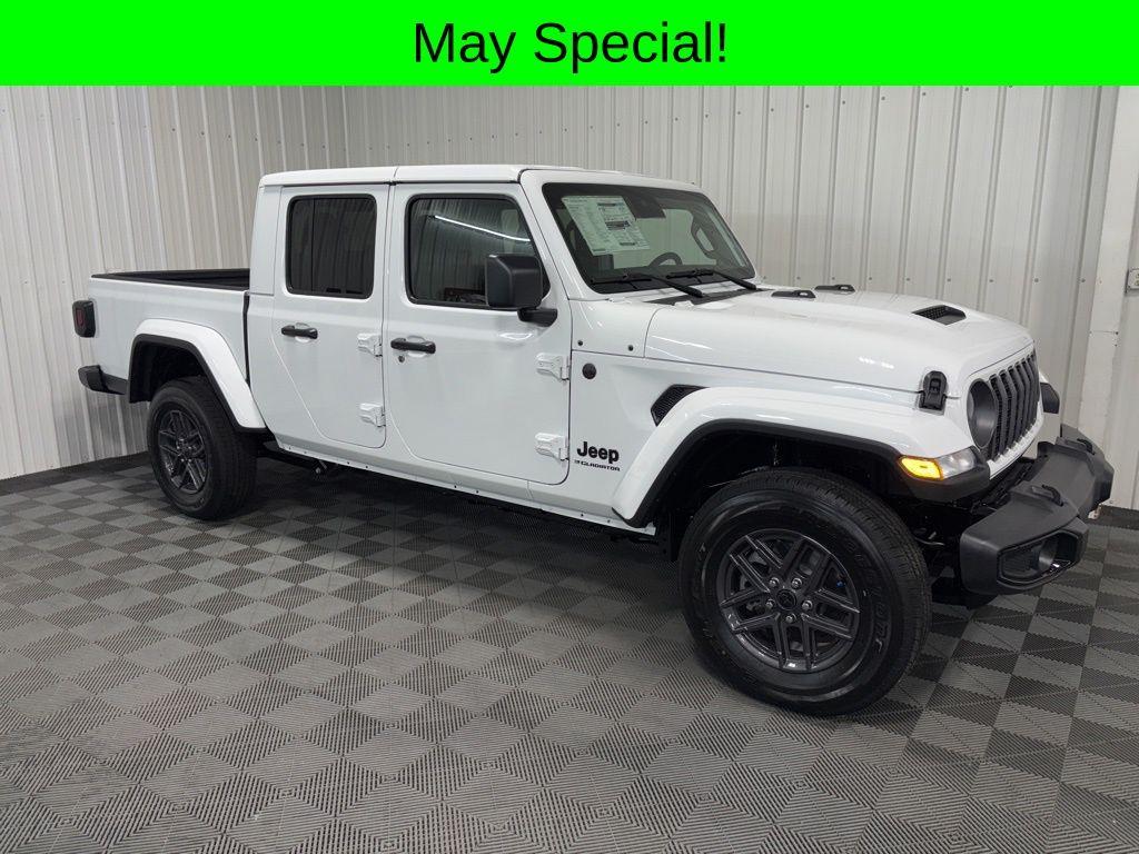 New 2025 Jeep Gladiator Sport