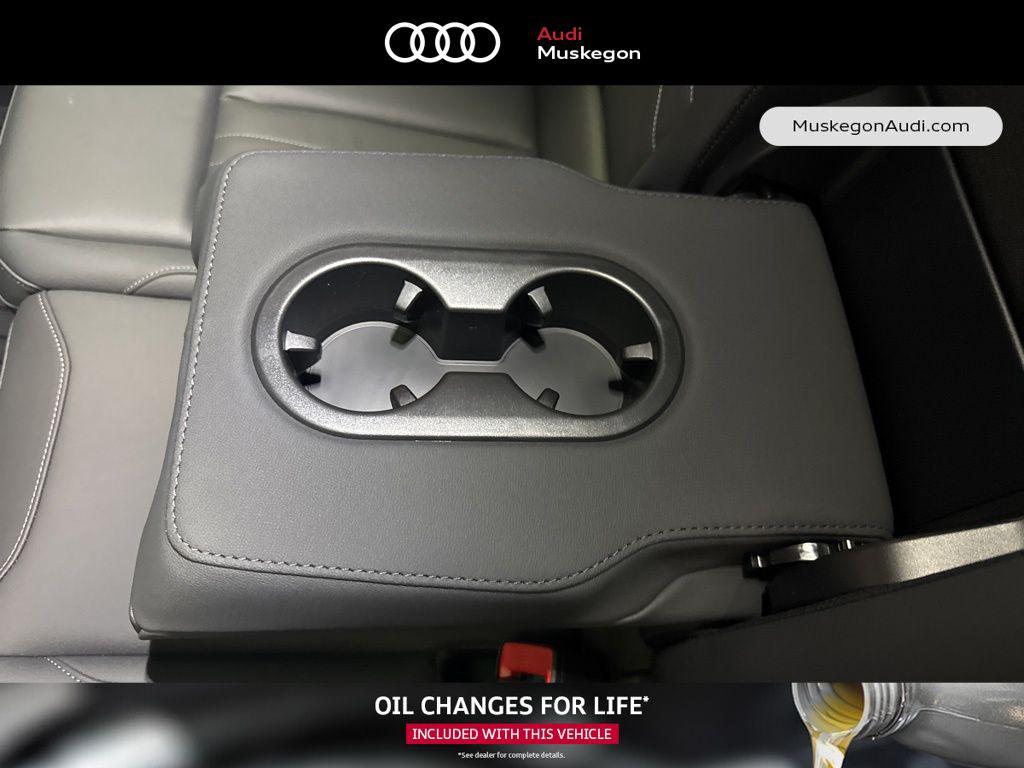 صورة مصغرة 25 لـ 2026 AUDI Q3 S LINE