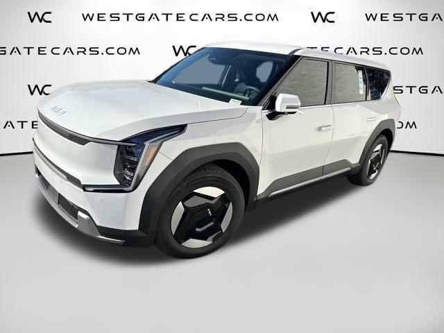 New 2026 Kia EV9 Light Short Range