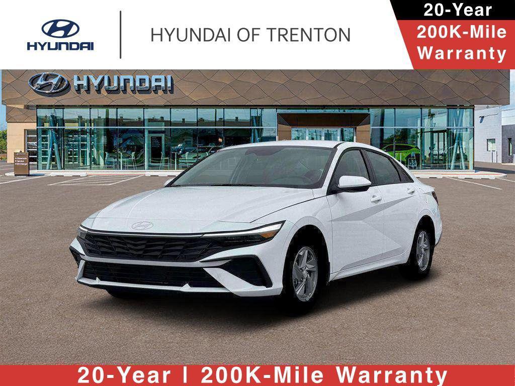 New 2026 Hyundai ELANTRA SE