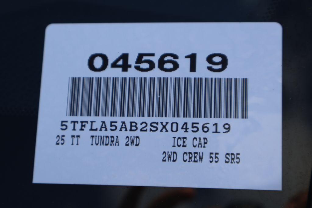 TOYOTA TUNDRA - 7