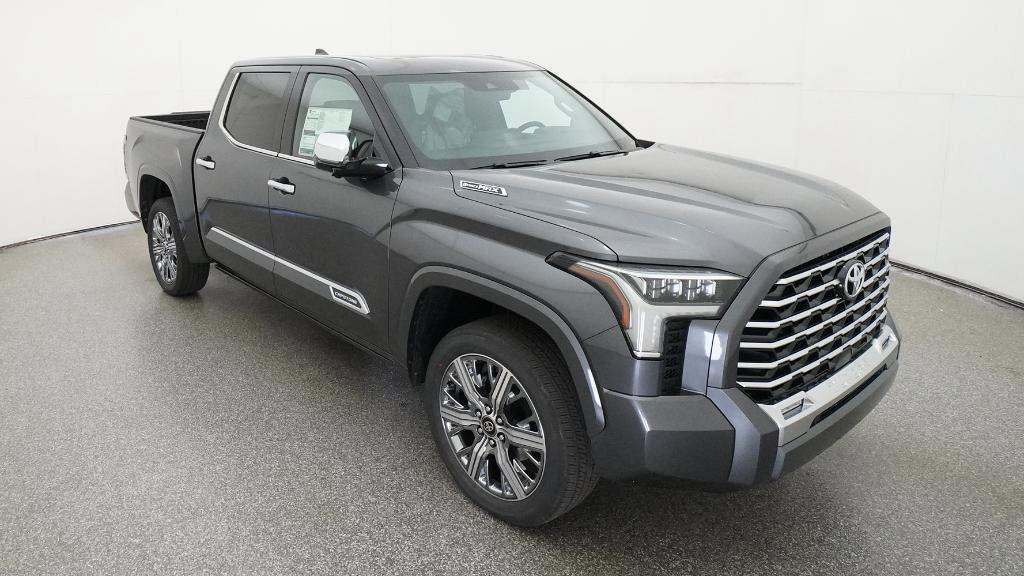 TOYOTA TUNDRA - 4