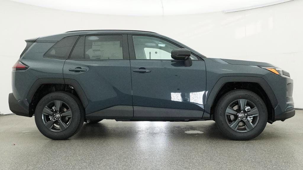 TOYOTA RAV4 - 5