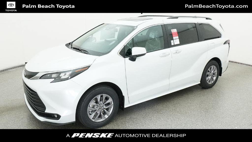 New 2026 Toyota Sienna XLE