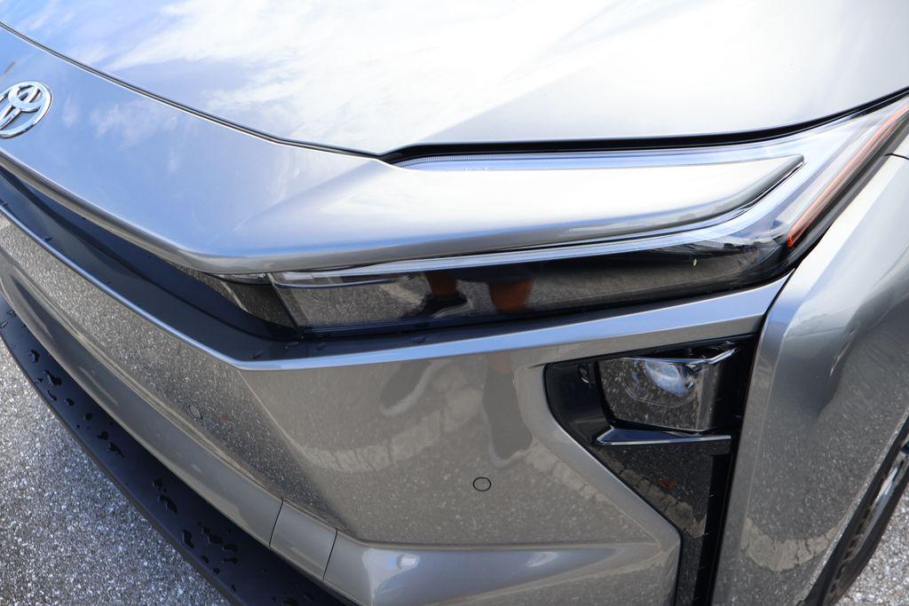 صورة مصغرة 3 لـ 2026 Toyota BZ XLE PLUS