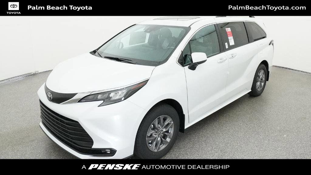 New 2026 Toyota Sienna XLE