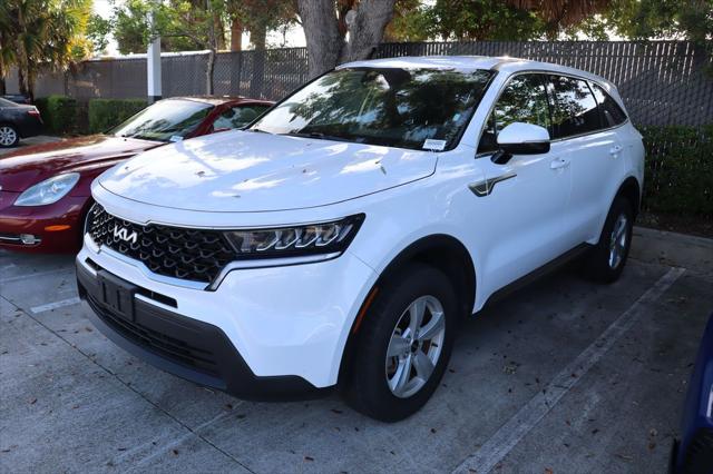 Used 2023 Kia Sorento LX