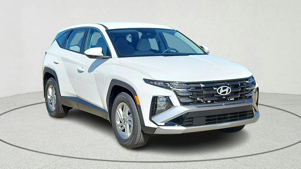 New 2026 Hyundai TUCSON SE