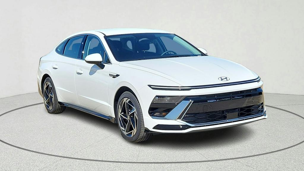 New 2026 Hyundai SONATA SEL Sport