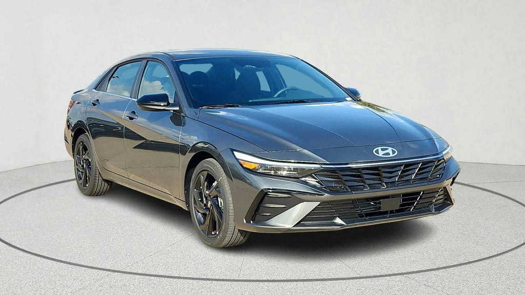 New 2026 Hyundai ELANTRA SEL Sport