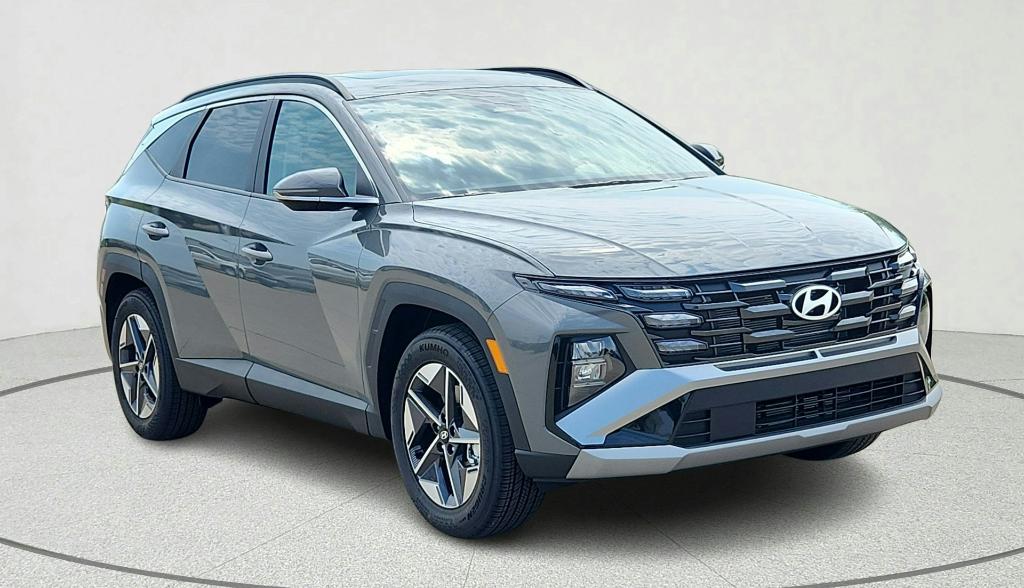 New 2026 Hyundai TUCSON SEL Premium