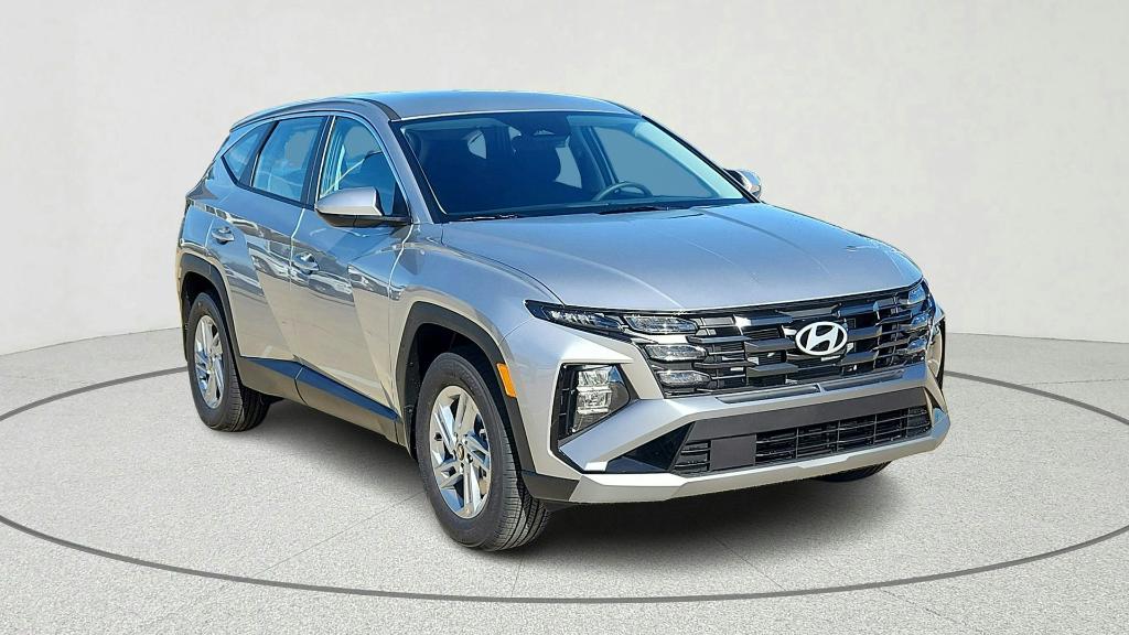 New 2026 Hyundai TUCSON SE