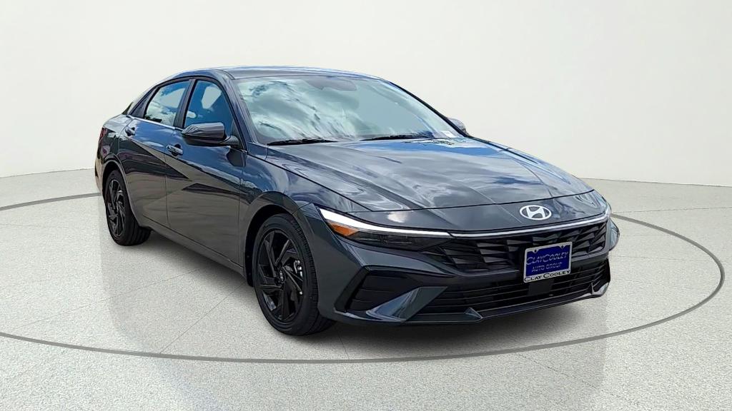 New 2026 Hyundai ELANTRA SEL Sport