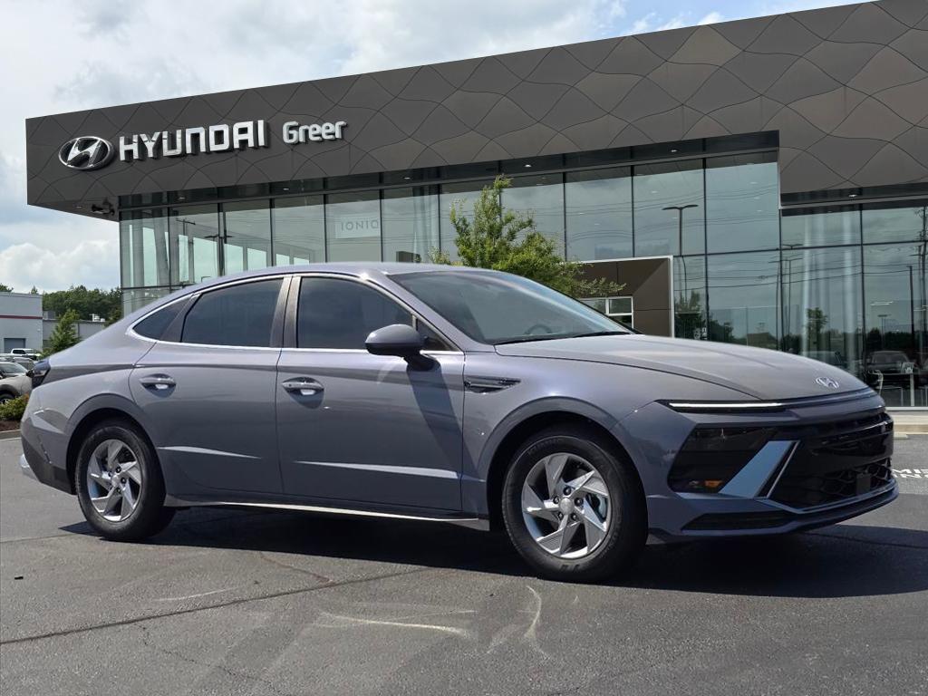 New 2026 Hyundai SONATA SE
