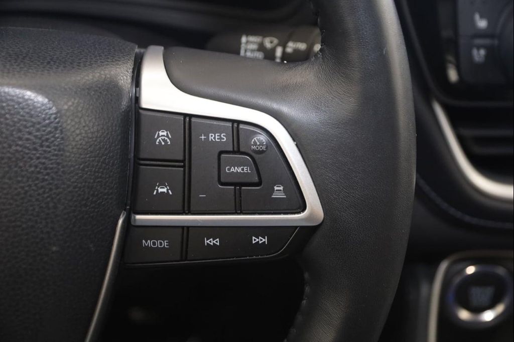 صورة مصغرة 30 لـ 2024 Toyota GRAND HIGHLANDER LIMITED