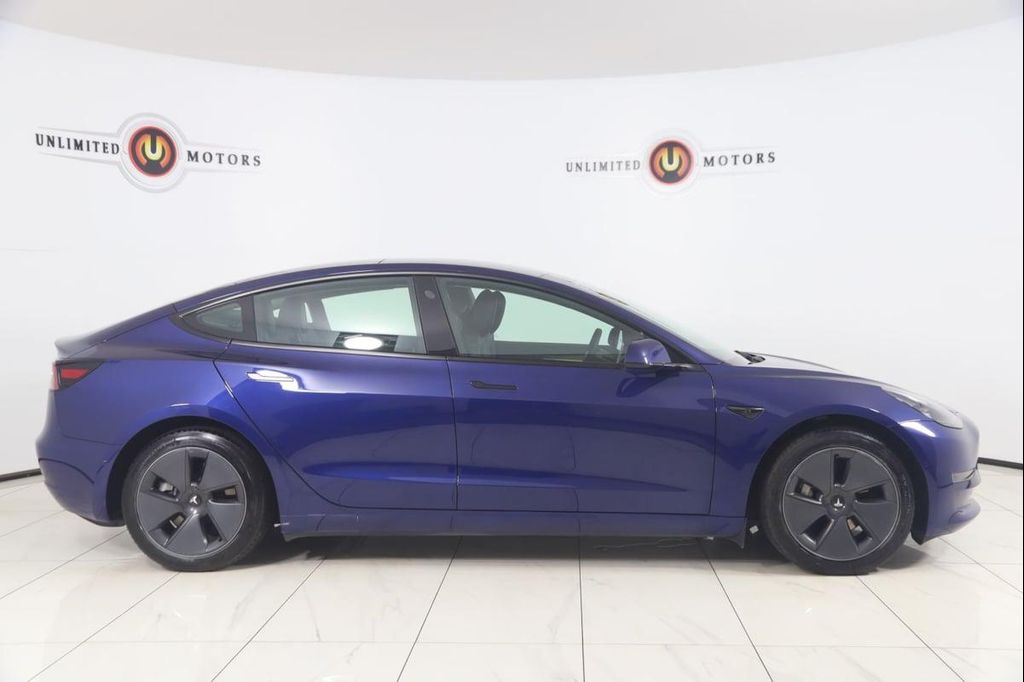 2022 Tesla MODEL 3 LONG RANGE thumbnail 2