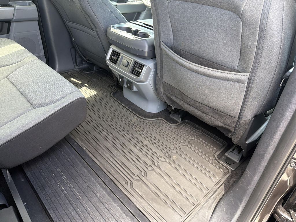 صورة مصغرة 74 لـ 2024 FORD F-150 XLT