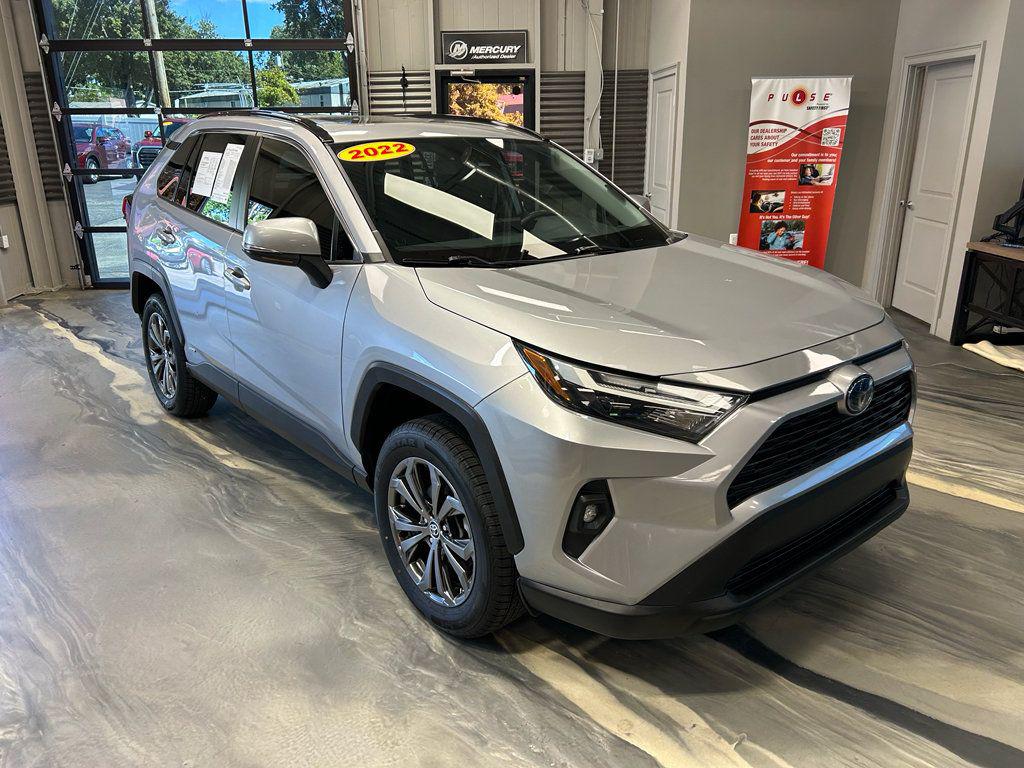 2022 Toyota RAV4 XLE Premium