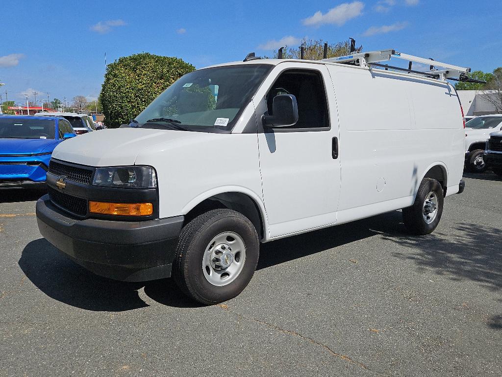 New 2025 Chevrolet Express 2500 Work Van