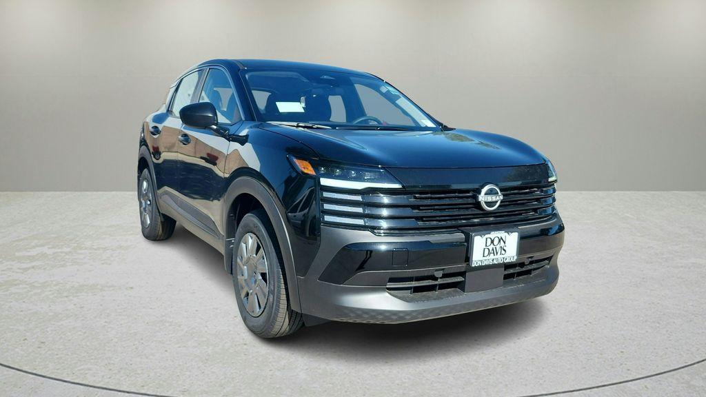 New 2026 Nissan Kicks S