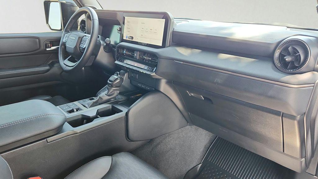 2025 Toyota LAND CRUISER BASE — миниатюра 37