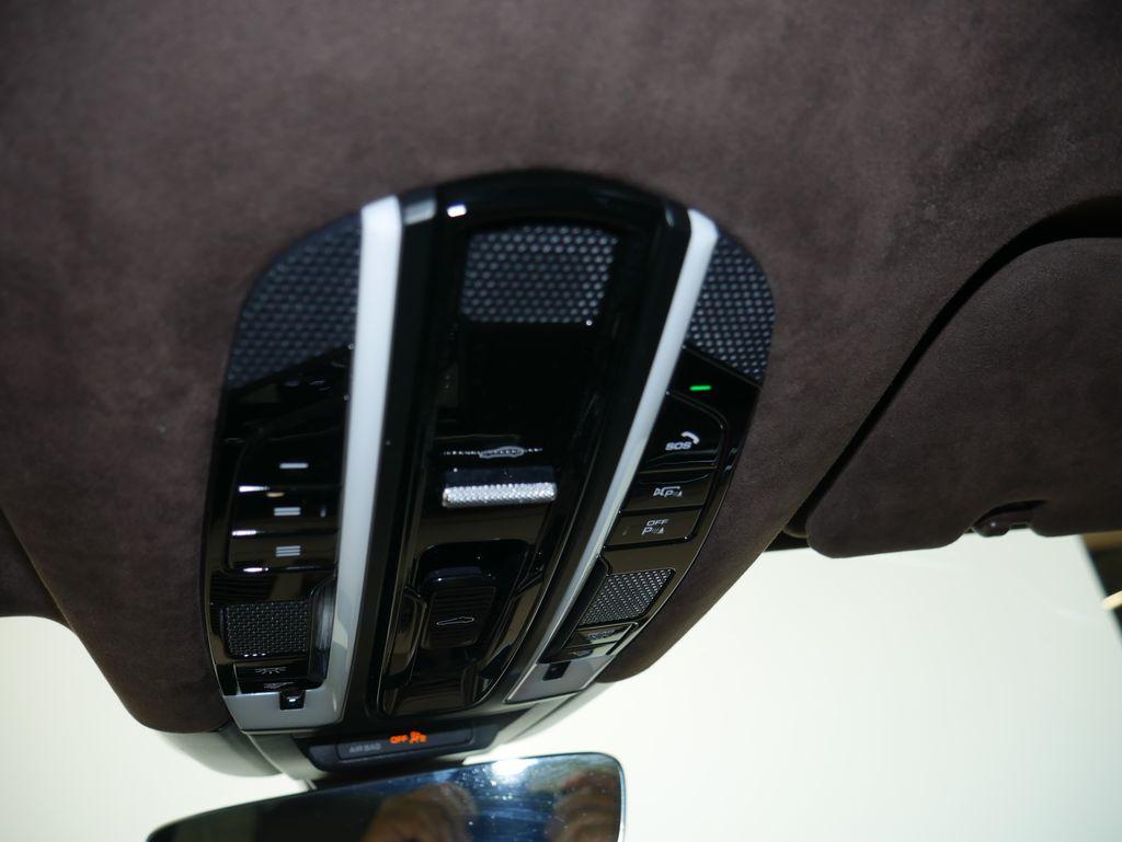 2023 Porsche CAYENNE TURBO 缩略图 41