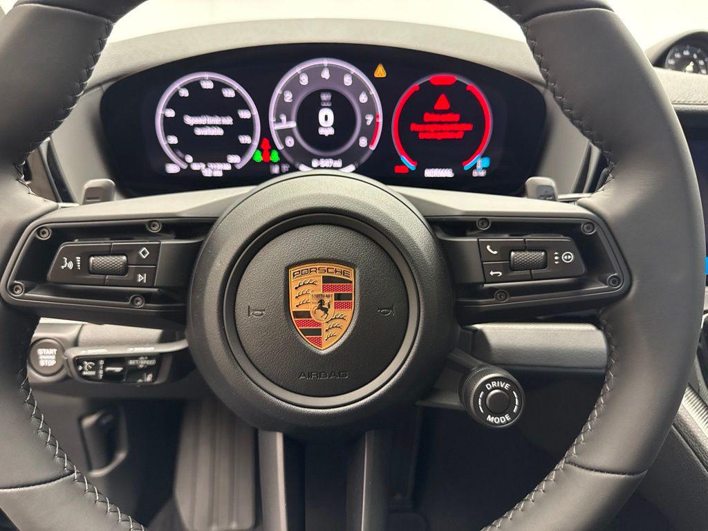 صورة مصغرة 24 لـ 2026 Porsche PANAMERA 4