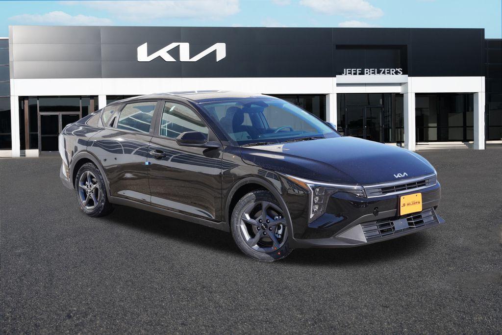 New 2026 Kia K4 LXS