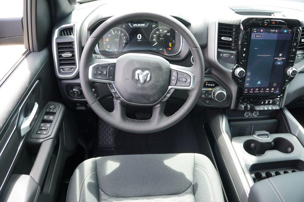 2026 RAM 1500 BIG HORN thumbnail 13