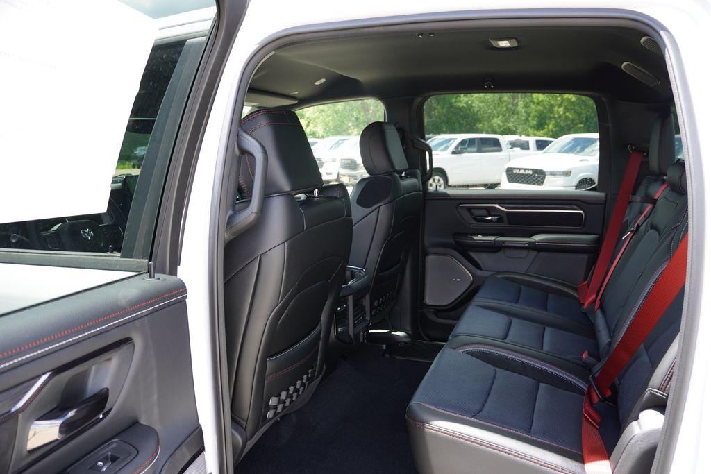 2026 RAM 1500 LARAMIE — миниатюра 13