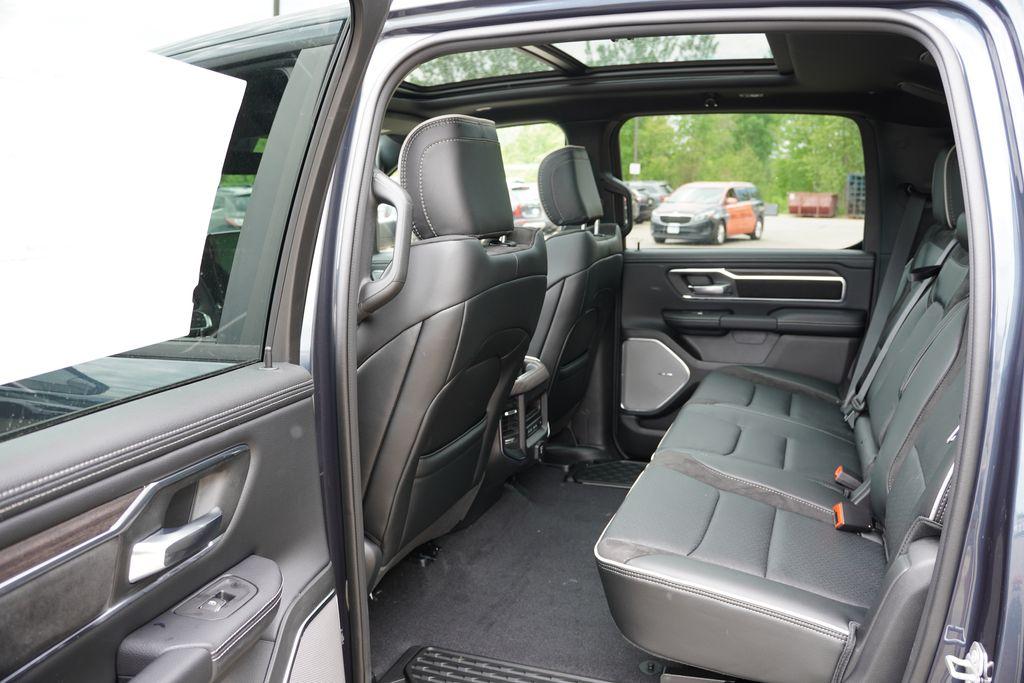 صورة مصغرة 12 لـ 2026 RAM 1500 LARAMIE