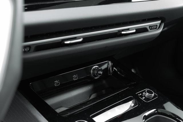 صورة 14 لـ 2025 AUDI A5 PREMIUM TFSI QUATTRO S TRONIC