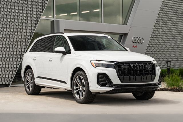 New 2026 Audi Q7 45 Premium