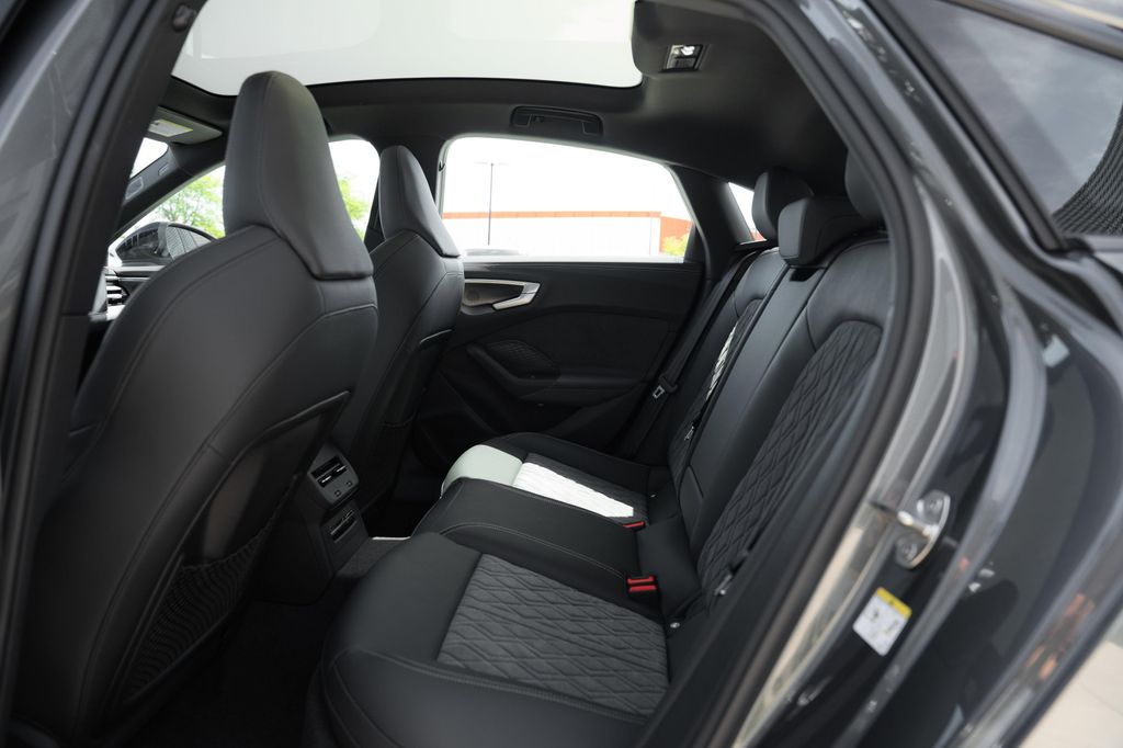 صورة مصغرة 27 لـ 2026 AUDI S5 PREMIUM PLUS TFSI QUATTRO S TRONIC