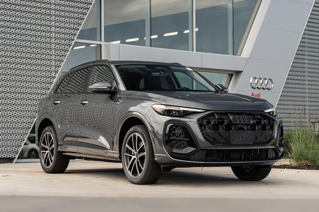 New 2026 Audi Q5 Premium Plus TFSI quattro S tronic