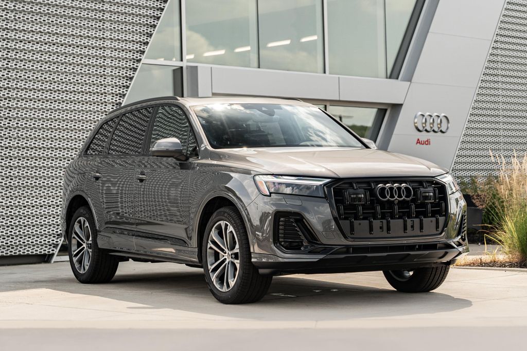 New 2026 Audi Q7 45 Premium