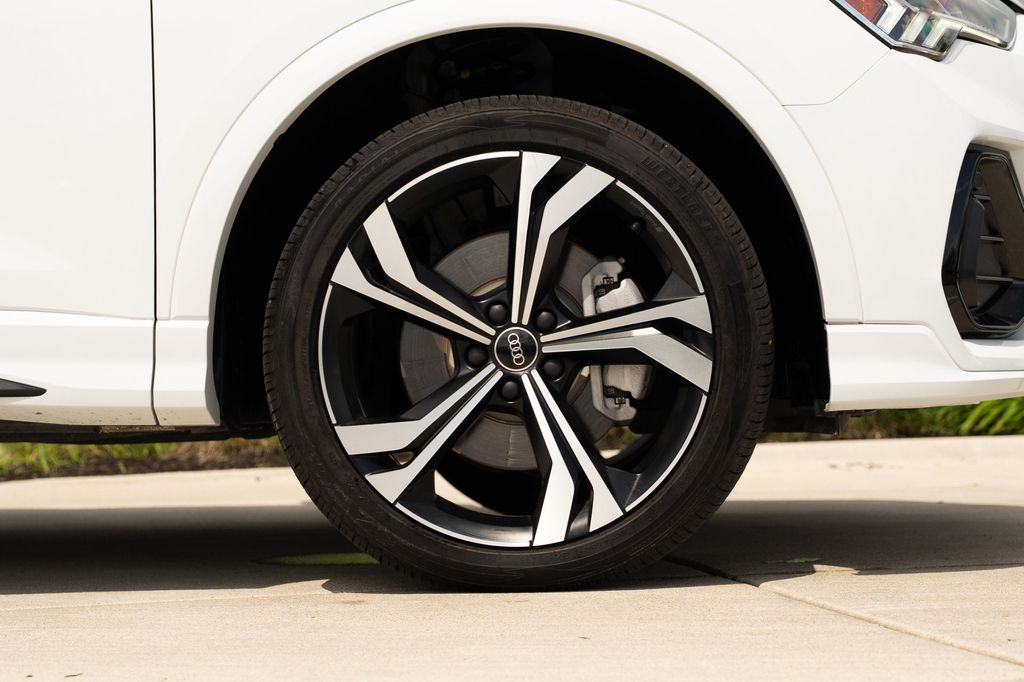 صورة مصغرة 31 لـ 2023 AUDI Q3 45 S LINE PREMIUM PLUS