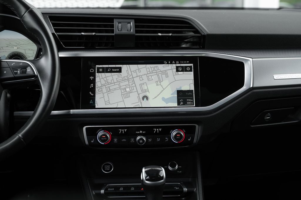 صورة مصغرة 12 لـ 2023 AUDI Q3 45 S LINE PREMIUM PLUS