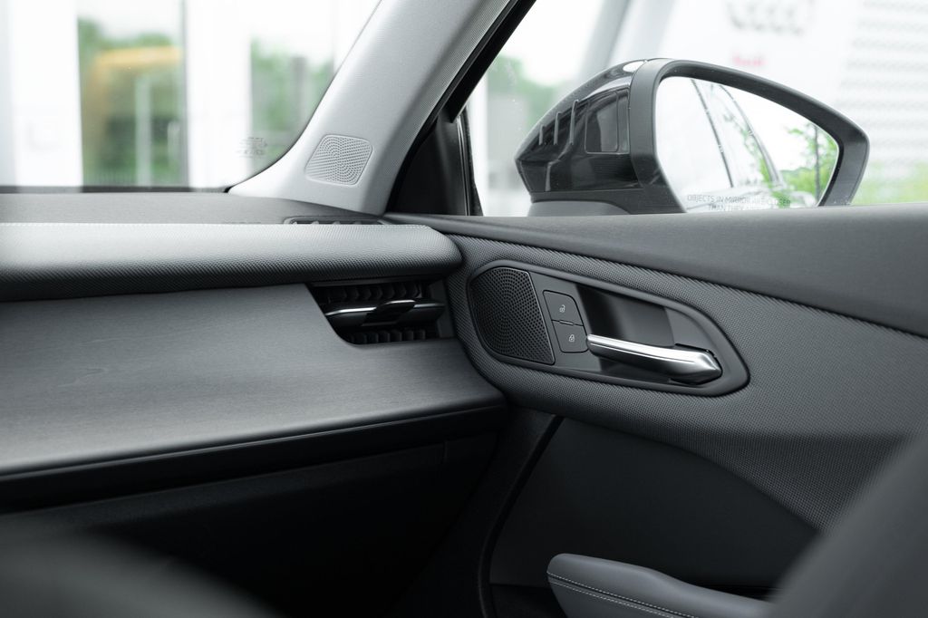 صورة مصغرة 15 لـ 2026 AUDI Q3 TFSI QUATTRO S TRONIC