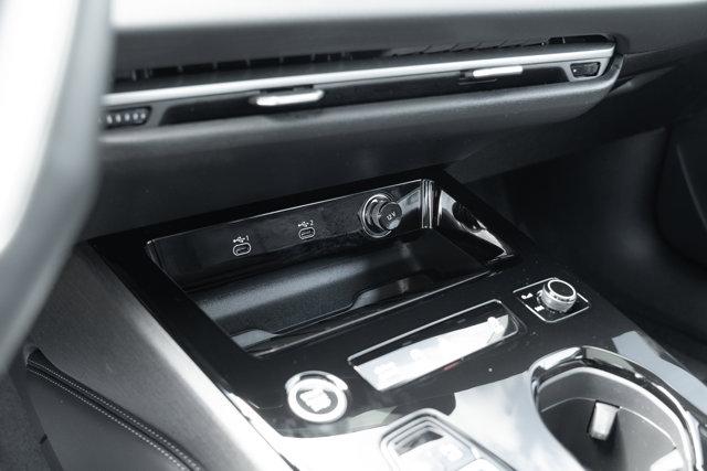 صورة 14 لـ 2025 AUDI A5 PREMIUM TFSI QUATTRO S TRONIC