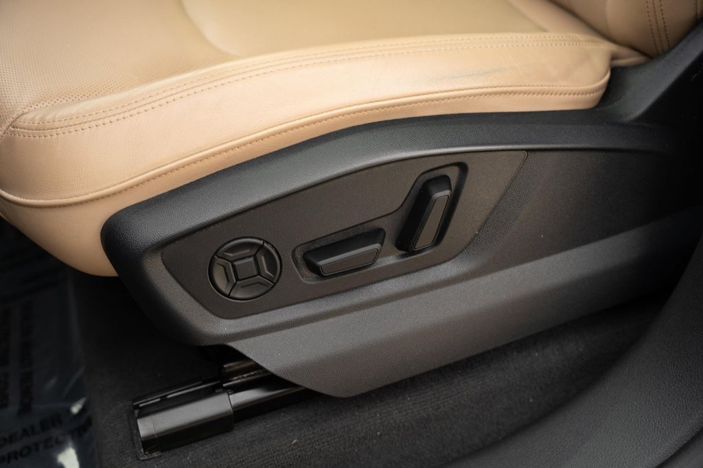 صورة مصغرة 22 لـ 2023 AUDI Q8 55 PREMIUM PLUS