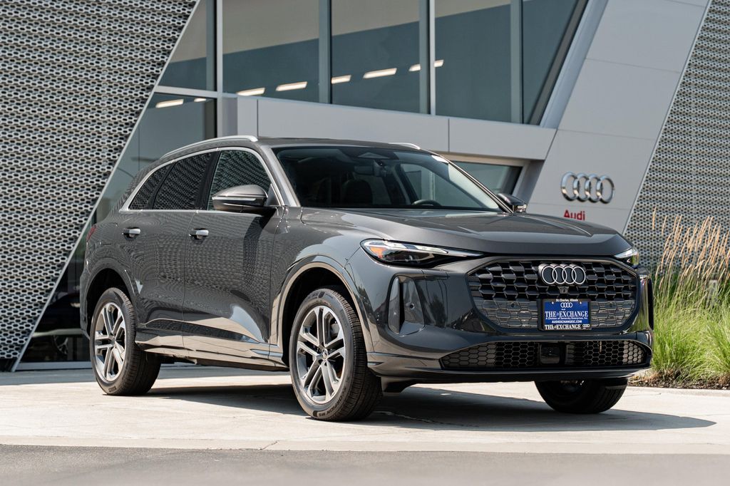 New 2026 Audi Q5 Premium TFSI quattro S tronic
