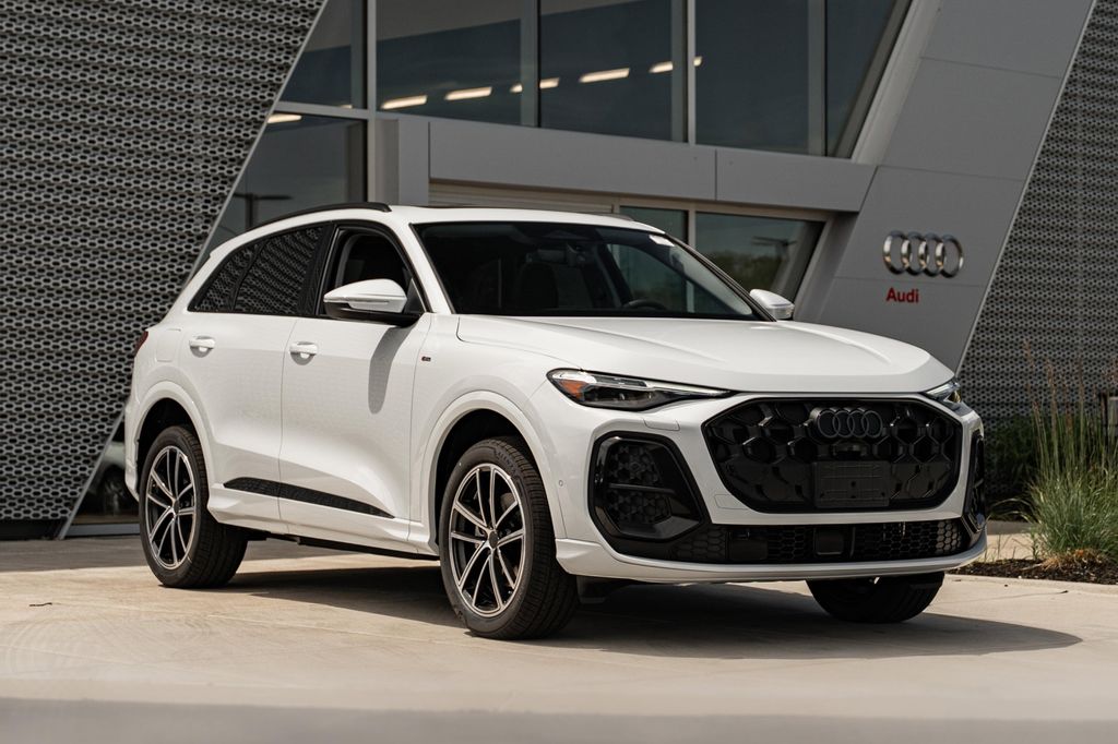 New 2026 Audi Q5 Premium Plus TFSI quattro S tronic