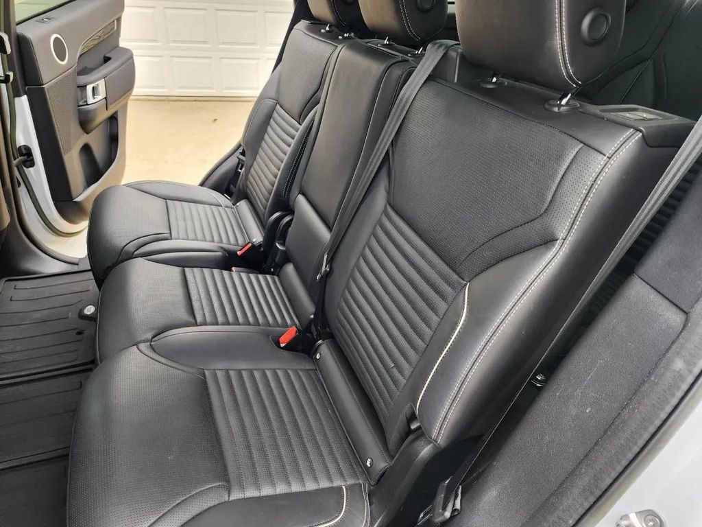 2023 LAND Rover DISCOVERY P360 HSE R-DYNAMIC — фото 17