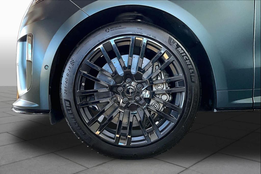 2026 LAND Rover RANGE ROVER SPORT P635 SV — миниатюра 11