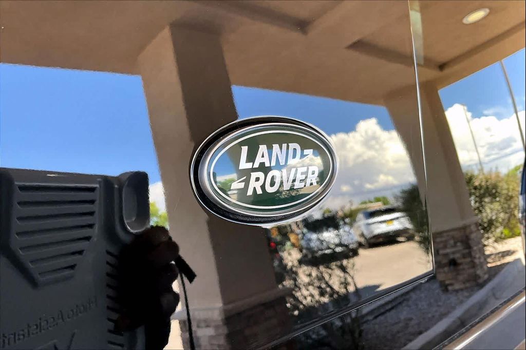 صورة مصغرة 31 لـ 2024 LAND Rover DEFENDER 110 P400 X-DYNAMIC SE