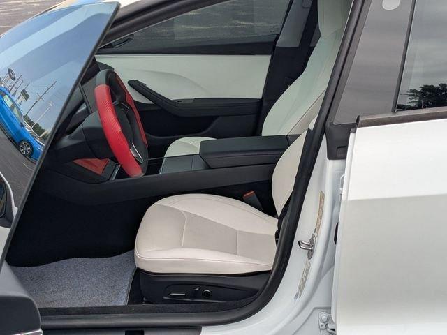 2025 Tesla MODEL 3 LONG RANGE 缩略图 13