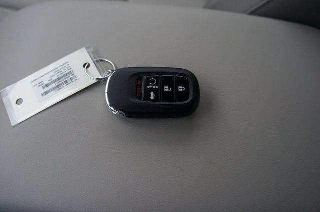 صورة مصغرة 28 لـ 2025 Honda ACCORD SE