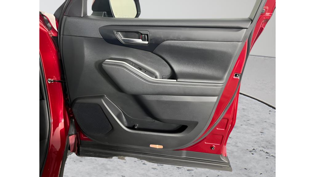 2023 Toyota HIGHLANDER XLE — миниатюра 16
